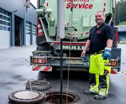 Rohrreinigung bei verstopftem Abfluss und WC